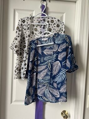 Girl’s Navy Blue Tropical Leaf and white flowers Short Sleeve